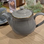 レストラン キルン - カジュアルなティーポットも♪