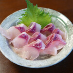 尾花 - 鯉あらい  ¥1,650、ビール中瓶  ¥990