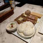 フレンチ酒場GOLD 大阪梅田店 - 