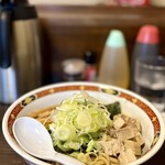 自家製太麺やきそば よしのり屋 - 油そば(普通)850円にネギ増し50円