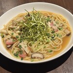 淡路生麺 出汁スープパスタ専門店 パスタマン 麺男 - きのことベーコンの和風パスタ