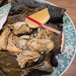 はす家 - 牡蠣の昆布焼き
