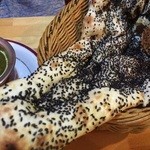 インディアンダイニング プラクリティ - サグパニールとゴマナン。惜し気もないボリューム。