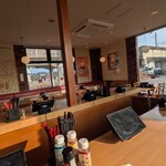 すき家 - 中途半端な時間だったからか貸切なのだ