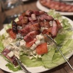 Peter Luger Steak House Tokyo - このウェッジサラダが本当美味しい