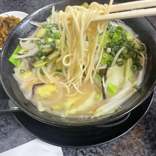 トモきんラーメン_1