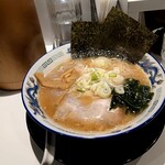 北海道らーめん みそ熊 - 料理写真:旭川醤油ラーメン