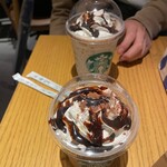 スターバックスコーヒー - ドリンク写真:息子とふたりでスタバ①