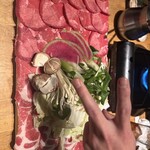 水炊き吟醸もつ鍋 由乃 - 