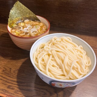 麺舗 十六_1