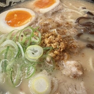 鹿児島ラーメン 豚とろ_1