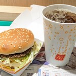 マクドナルド - ドリンク写真:ビッグマック 540円 , アイスコーヒー M 180円