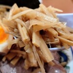 ケンチャンラーメン - メンマ。