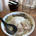 博多ラーメン 竹林 伊万里店 - 楠久/ラーメン | 食べログ