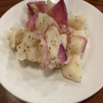 OSTERIA il FUOCO - イタリア料理店でサラダだとじゃがいもや酢のサラダを見かける気がします