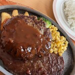 ジョイフル - 料理写真:5種チーズのとろ~りチーズインハンバーグ 768円