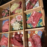 厚切り仙台牛タンと黒毛和牛食べ放題 焼肉倶楽部 - 牛タン盛り合わせ