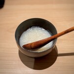 匠 進吾 - 蕪の摺流し。
      ホッとさせる味ですねぇ(^^)