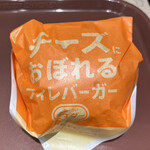 ケンタッキーフライドチキン 稲田堤店 - チーズにおぼれるフィレバーガー（濃い濃いチェダー）(488kcal)