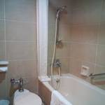 First Hotel - バスルーム