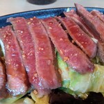 めしのやまいち - あか牛鉄板焼