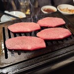 スタミナ焼肉 肉ですみだ - 