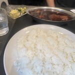 東京ボンベイ - ご飯多め、炊き方ナイス