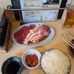 和牛 肉小僧 - 焼肉定食
