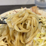 豚星。 - 麺アップ
