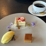 Restaurant THE MOON - 