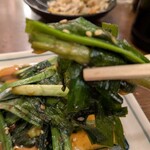 新大久保 春田屋 - ニラ皿