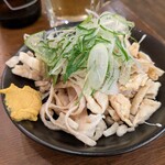 新大久保 春田屋 - 鶏皮ポン酢