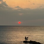 Sea Salt Lounge & Grill - 