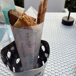 Sea Salt Lounge & Grill - 