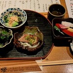 鶏と魚と炭火焼き 燈 - 