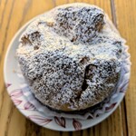 ツマガリ - シューア・ラ・クレーム 皮とクリームの味が素晴らしい✨