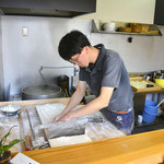 手打ちうどん こはる - 店主さん　話してみると超気さくです