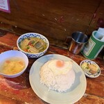 タイ・イサーン料理 ヤムヤム - 