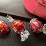 リンツ ショコラ ブティック - 料理写真:リンドールミニギフト