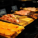  「メトロポリタングリル」 - 