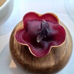 フィリップ・ミル 東京 - ビーツ等のタルト