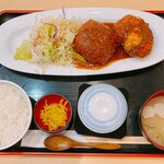 ゑびす屋 - 大きなコロッケ 御膳(2ヶ盛定食)②