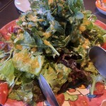 ピッツェリア　オオサキ 本店 - 自家製人参ドレッシングのサラダ