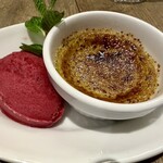 SALON BUTCHER & WINE - 