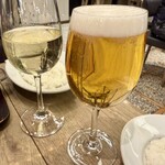 SALON BUTCHER & WINE - 