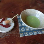 花仙庵 仙仁温泉 岩の湯 - ウエルカム抹茶