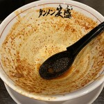 タンメン笑盛 - スープまで完飲する必要は全くないけど⤵︎