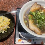 中華麺食堂 亀吉 - 