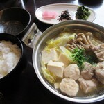 Cafe et repas よしのや - 鶏鍋650円
