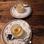 ソルティー オイスター ハウス - ウニのフラン二人前